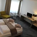 Garni Schmaus Otel Viechtach