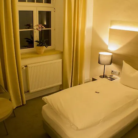 Garni Hotel Schmaus 3*